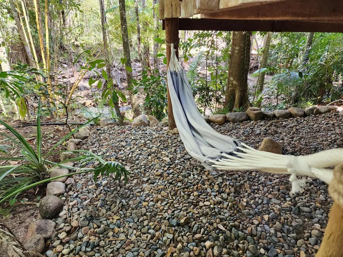 Camping Hotel Creek Side Retreat Hut Trueman Australia